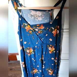 Torrid Size 3 Supersoft Tank